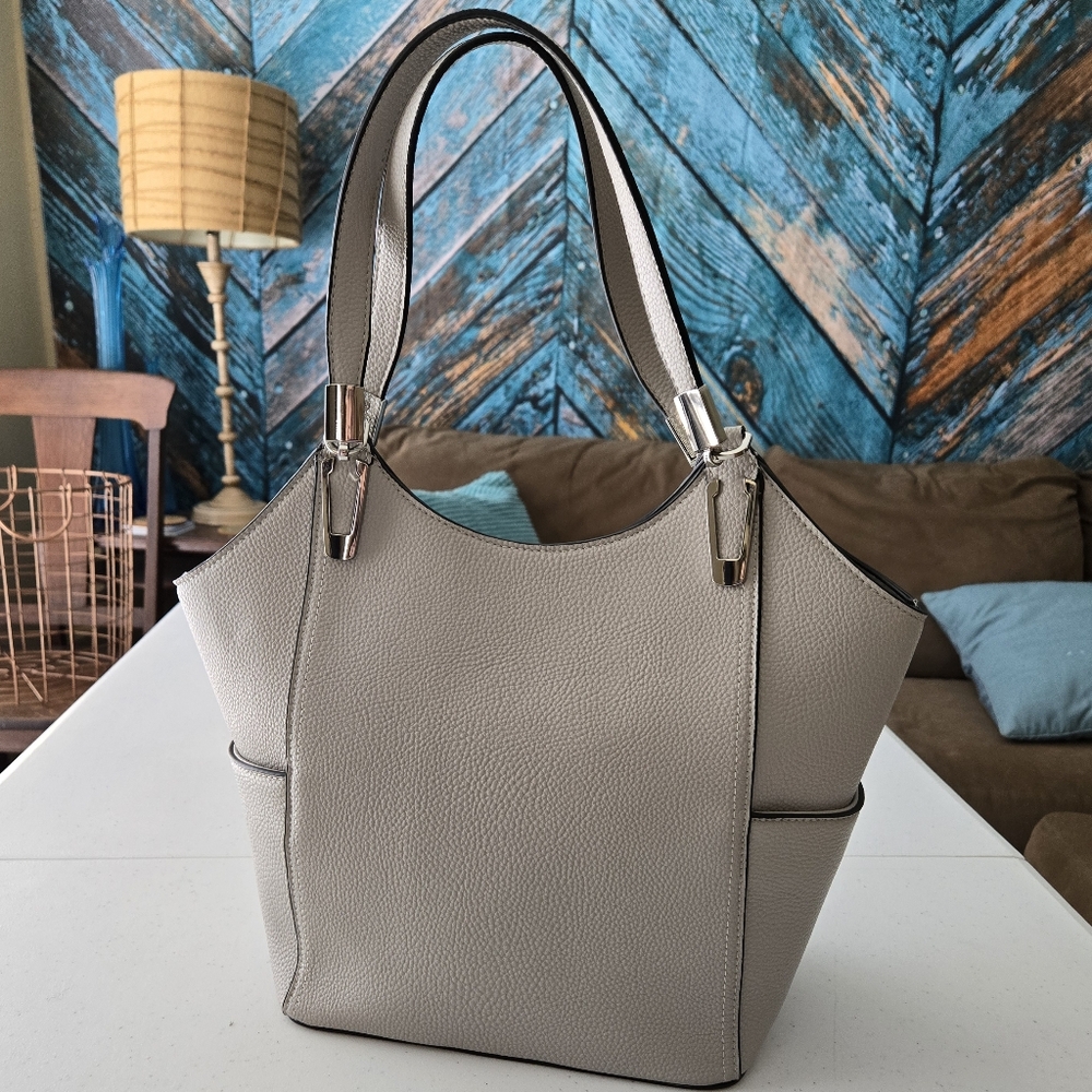 👛Lt Grey Shoulder Bag Kate & Alex Cuffaro Italian DoubleHandle TripleCompatment